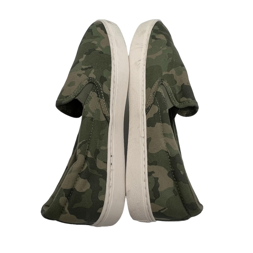 Old Navy Green Camo Slip-On Canvas Sneakers Size 8 Women's - Picture 5 of 8
